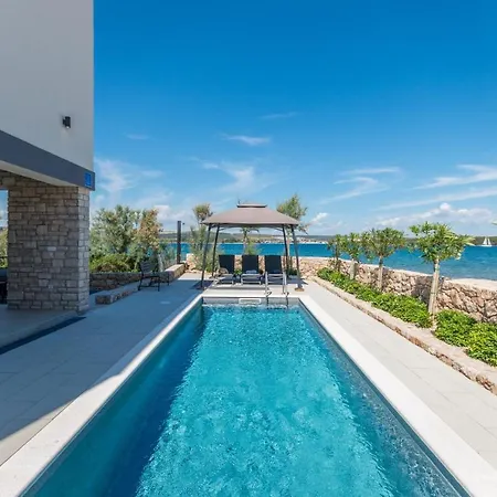 Vila Beautiful Royal House 1 & 2 Pašman